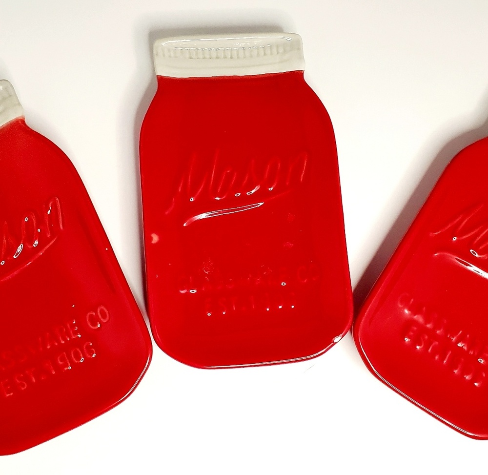 Mason Jar Red Ceramic Spoon Rest NEW